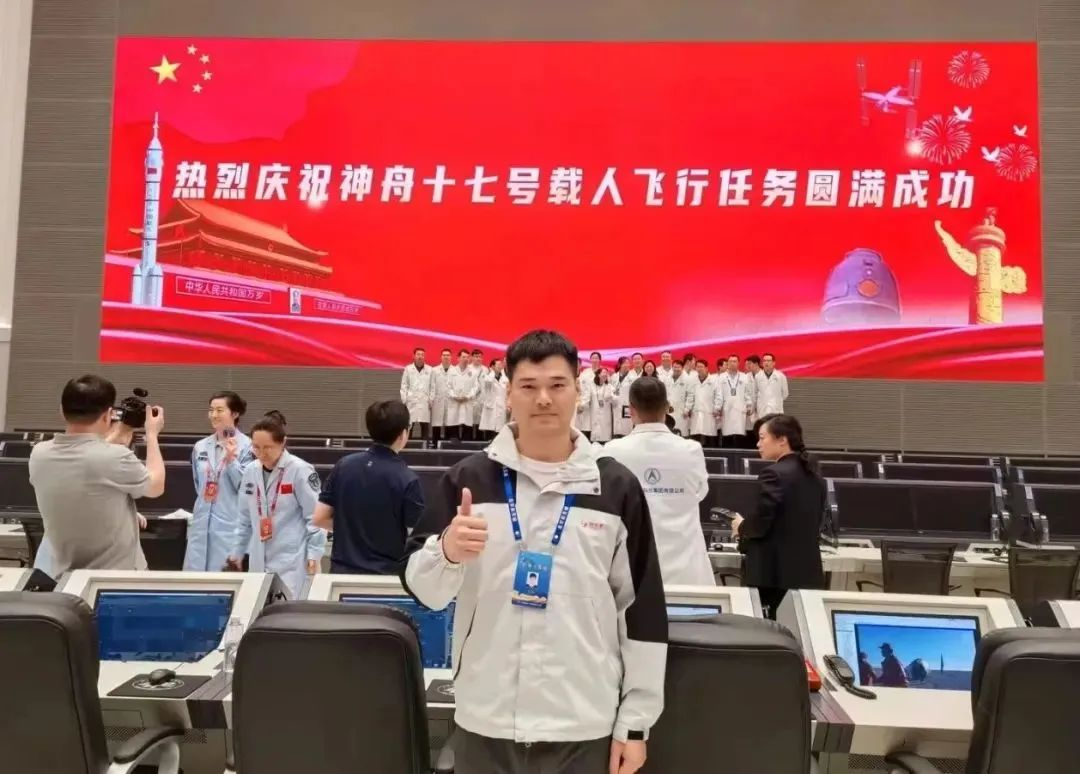 神舟十九号发射圆满乐成，中国航天又见大红屏！