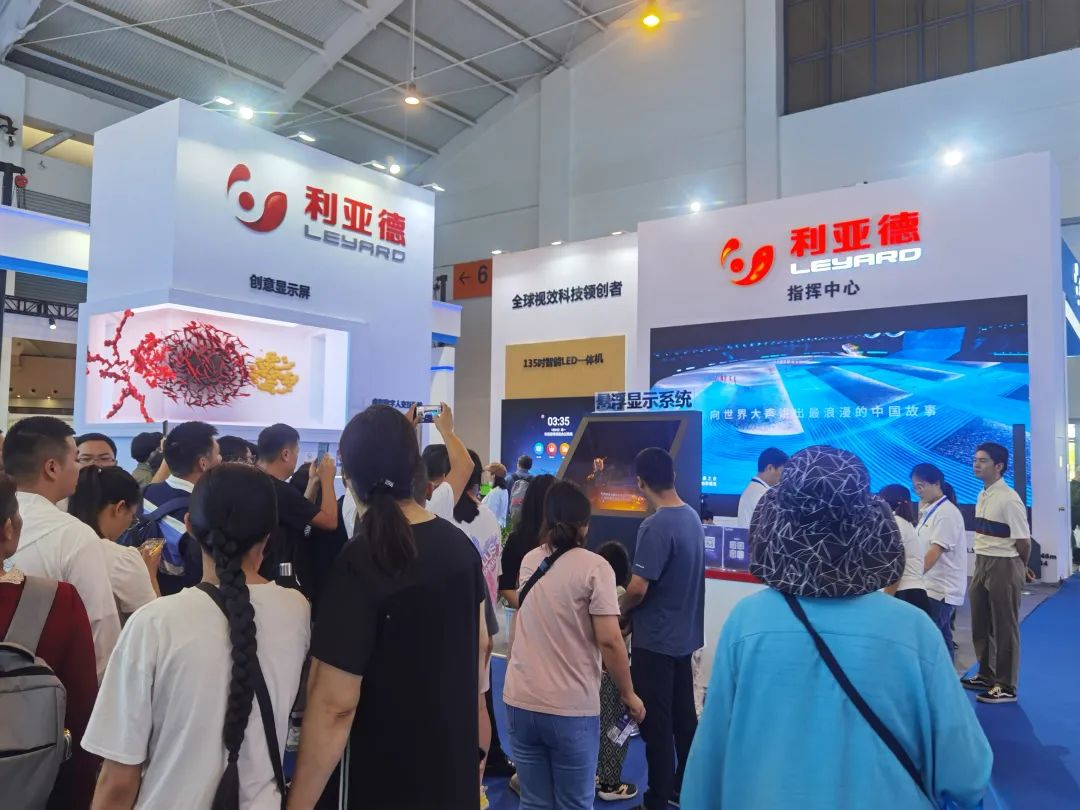 惊艳亮相南博会 | 环亚集团打造视觉盛宴