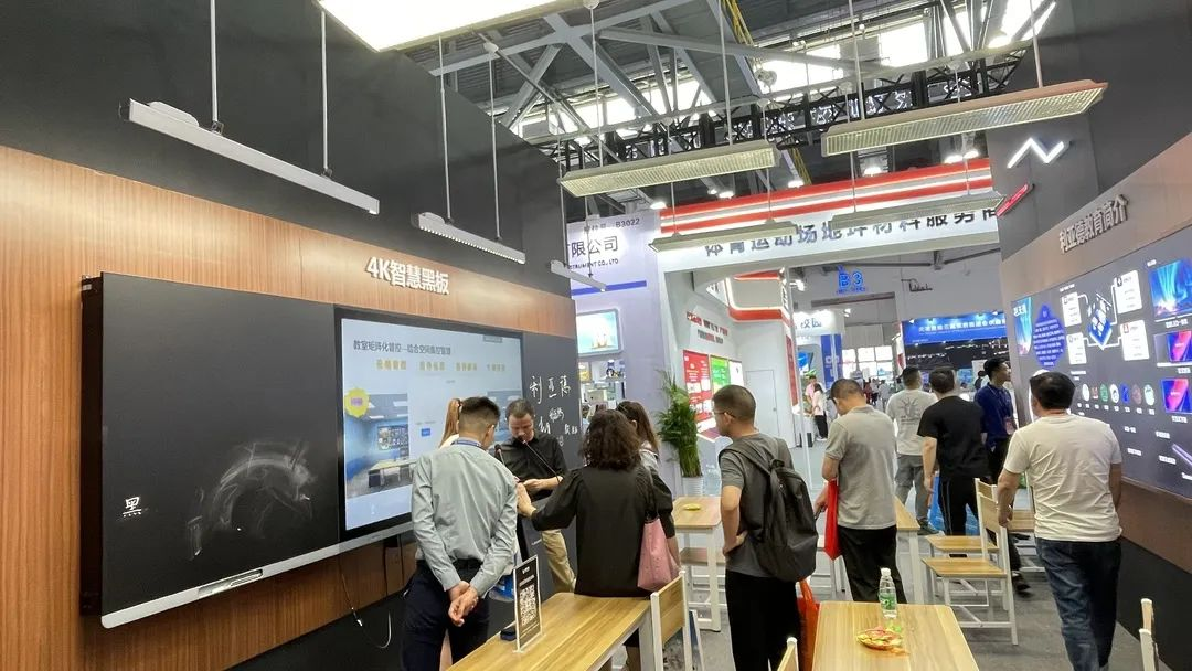 环亚集团教育新品及解决计划惊艳亮相81届教装展