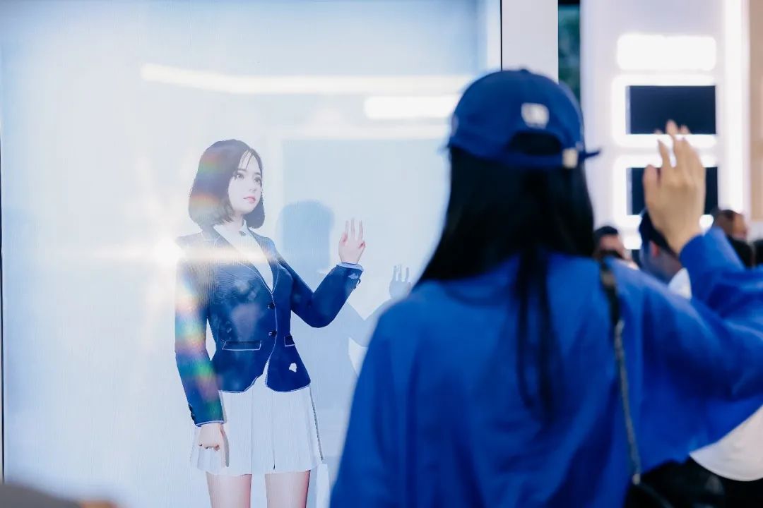 “AI+智能显示”引领未来 环亚集团新品InfoComm展大放异彩